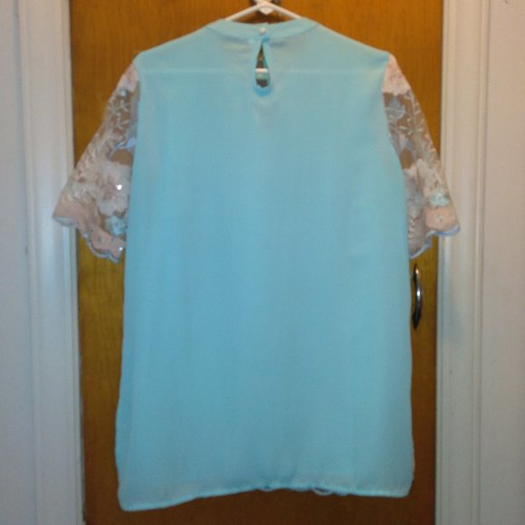 Top - Picture 2 of 3